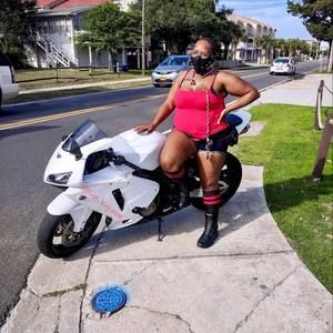 Meet your Posher, Shatia